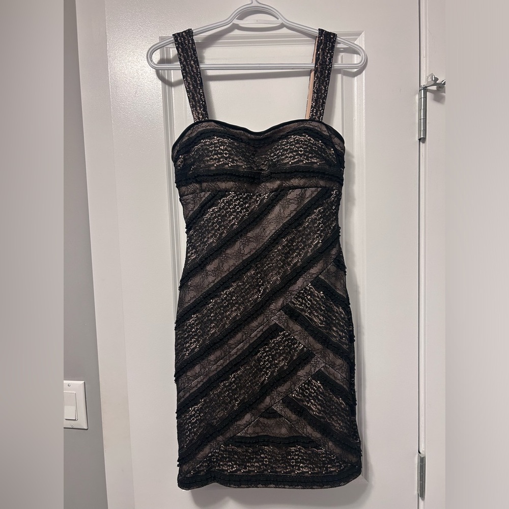 BETSY & ADAM Vintage lace body con dress 6
